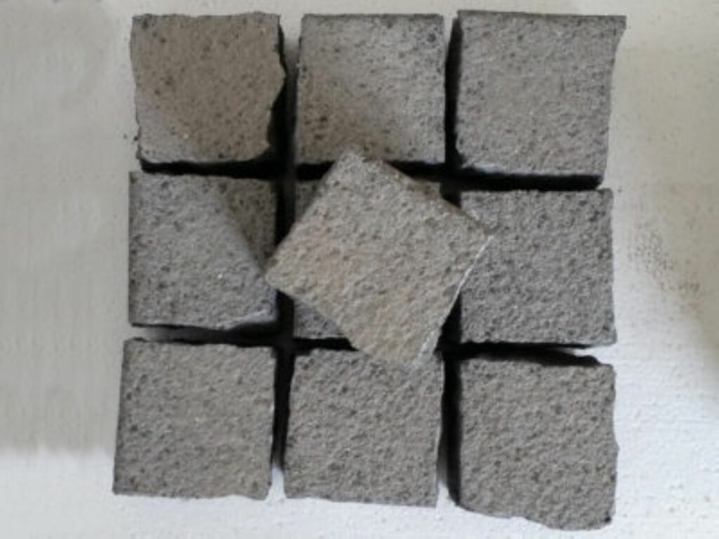 CUBETTI-PIETRA-LAVICA-BASALTO-LAVICO-ITALGRANITI-15