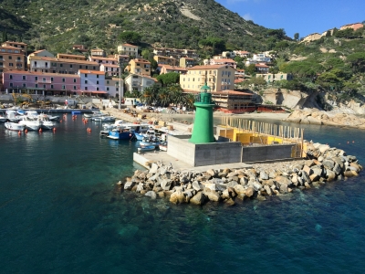 ISOLA-DEL-GIGLIO-PAVIMENTO-GRANITO-GRIGIO-DI-SARDEGNA-ITALGRANITI-1A