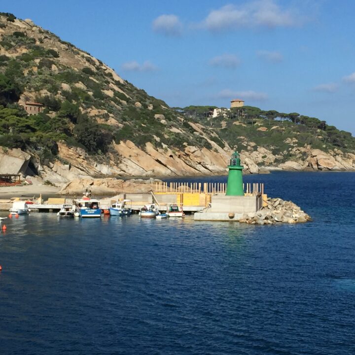 ISOLA-DEL-GIGLIO-PAVIMENTO-GRANITO-GRIGIO-DI-SARDEGNA-ITALGRANITI-22