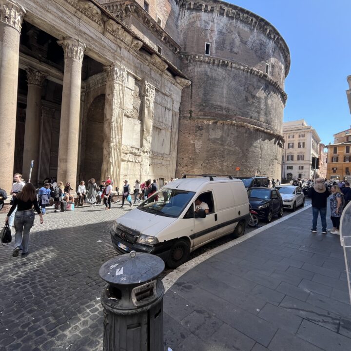 ROMA-PAVIMENTO-PIETRA-LAVICA-BASALTO-LAVICO-CORDOLI-CIGLI-GRANITO-ITALGRANITI-14-SM
