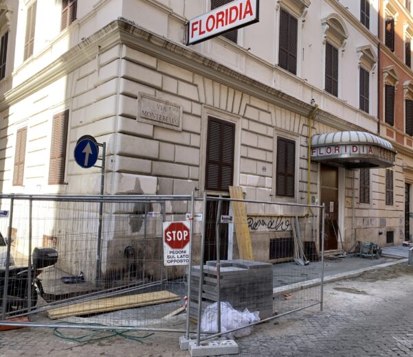 ROMA-PAVIMENTO-PIETRA-LAVICA-BASALTO-LAVICO-CORDOLI-CIGLI-GRANITO-ITALGRANITI-19-LA